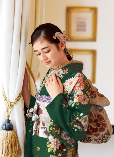 着物を着た女性